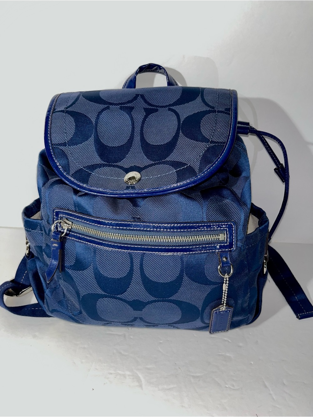 😍 Coach Blue Signature Jacquard Mini Backpack Drawstring Close and Side Pockets